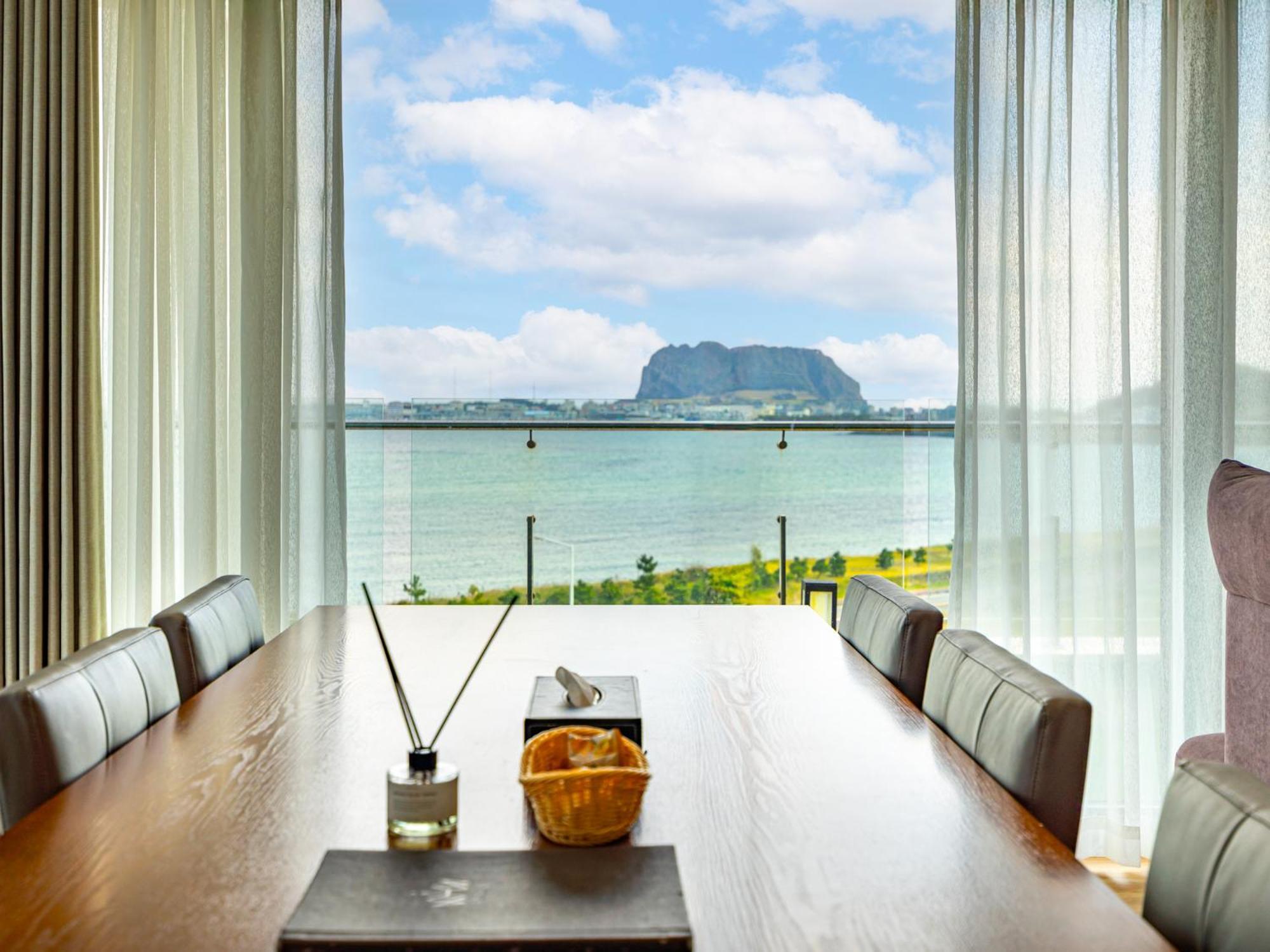 Jeju Attirance Hotel & Poolvilla Seogwipo Zewnętrze zdjęcie