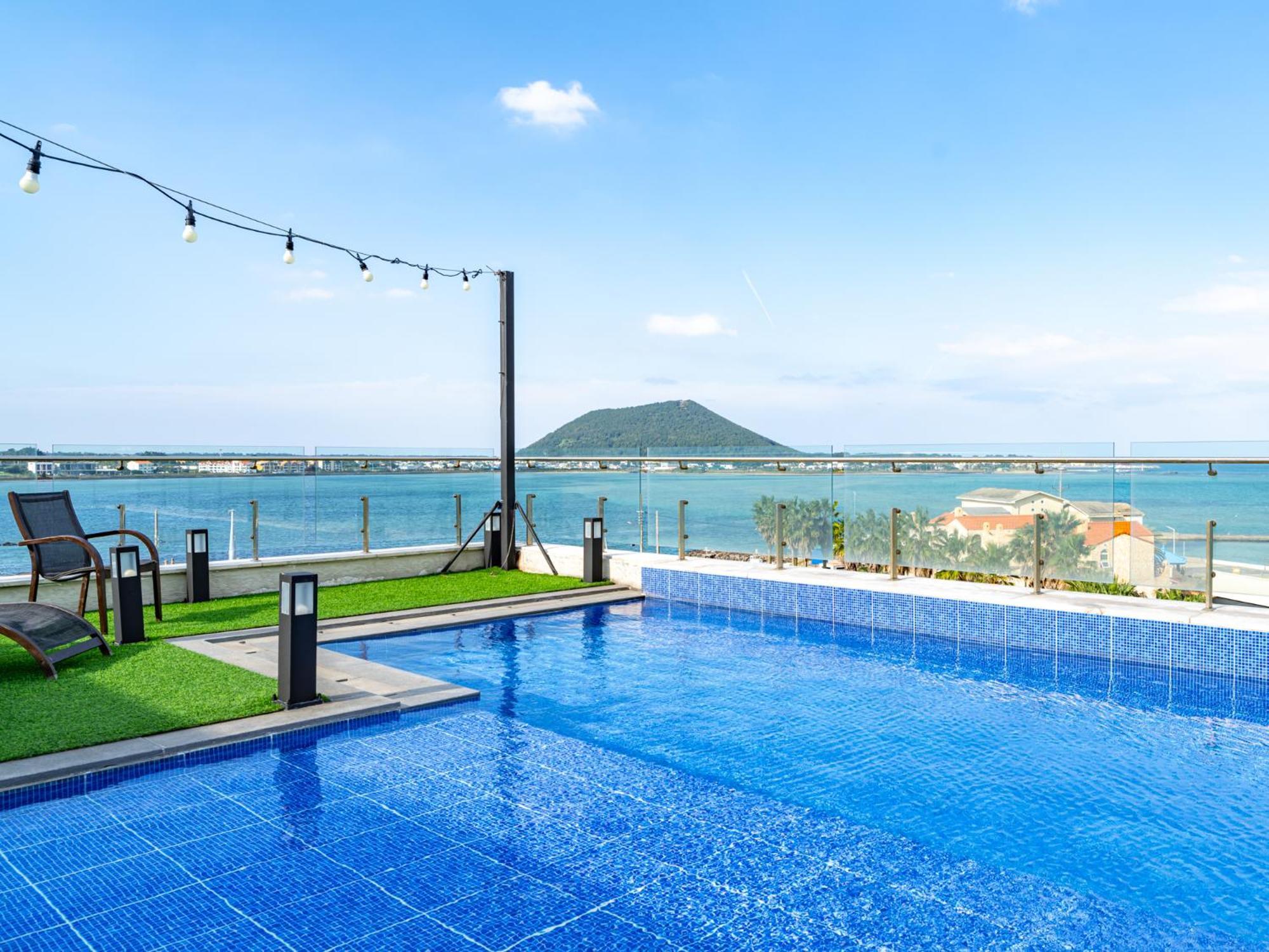 Jeju Attirance Hotel & Poolvilla Seogwipo Zewnętrze zdjęcie