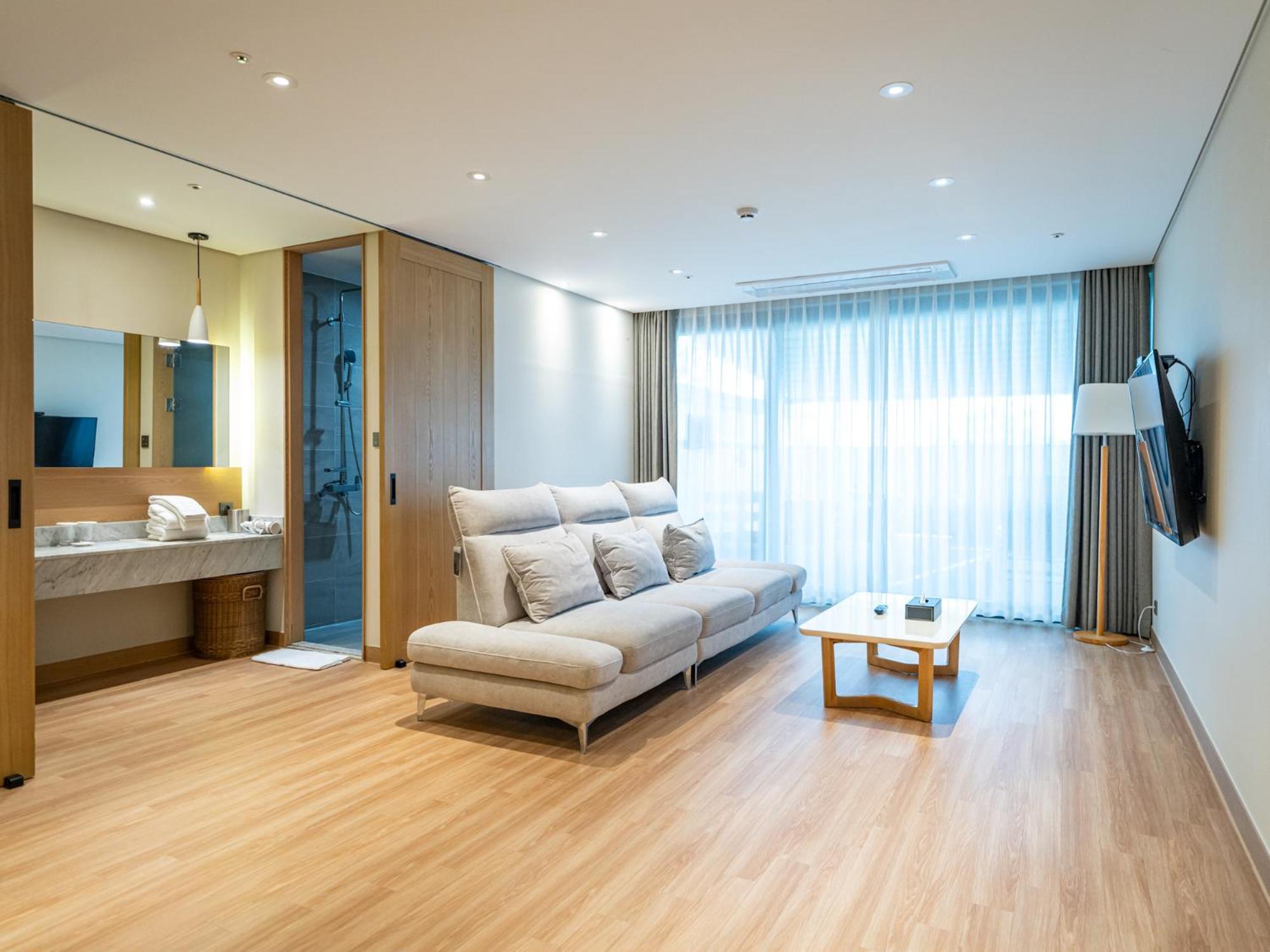 Jeju Attirance Hotel & Poolvilla Seogwipo Zewnętrze zdjęcie
