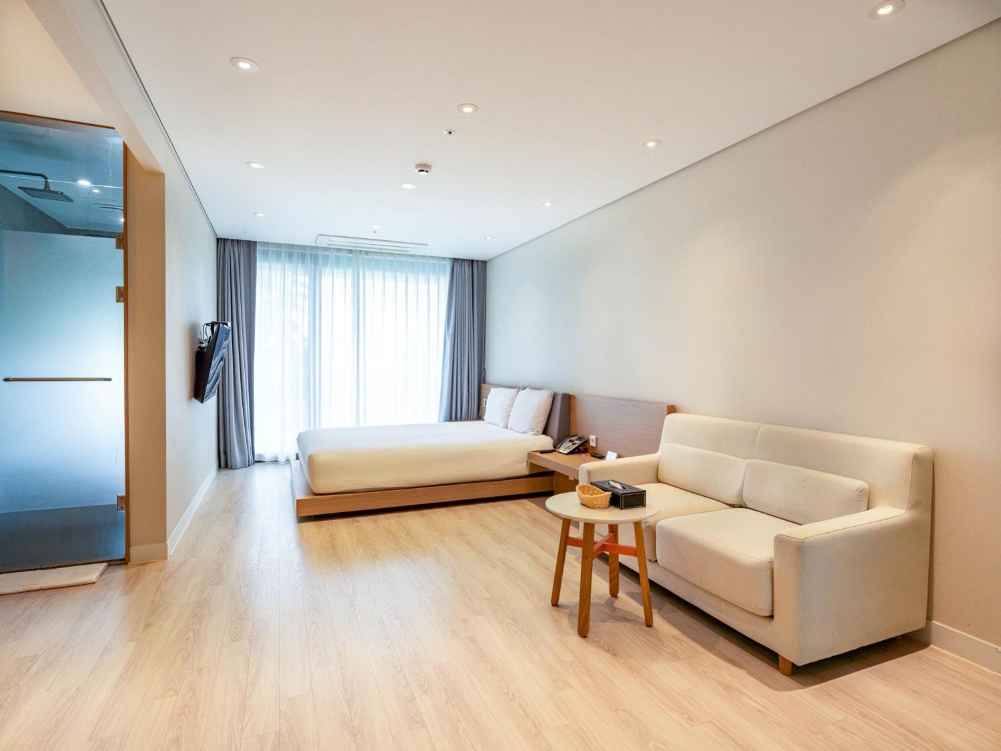 Jeju Attirance Hotel & Poolvilla Seogwipo Zewnętrze zdjęcie